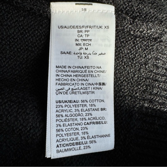 AMAZON ESSENTIALS Soft Touch Pleated Shoulder Sweater‎ XS Black Crewneck Casual - Picture 12 of 14